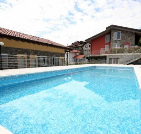 Sant'anna Fiore - By Lovecomo בית נופש *